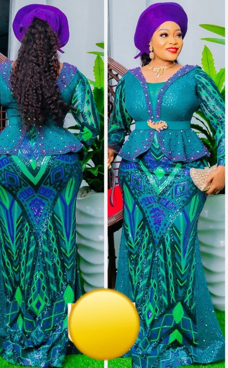 QUEEN MOTHER DRESS