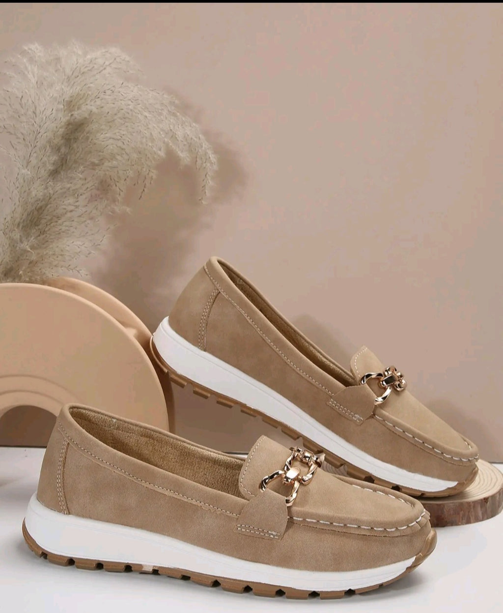 WOMEN CASUAL COMFORTABLE SHOES