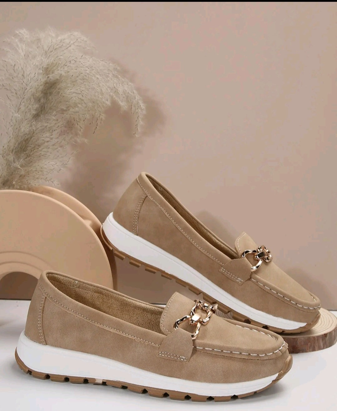 WOMEN CASUAL COMFORTABLE SHOES